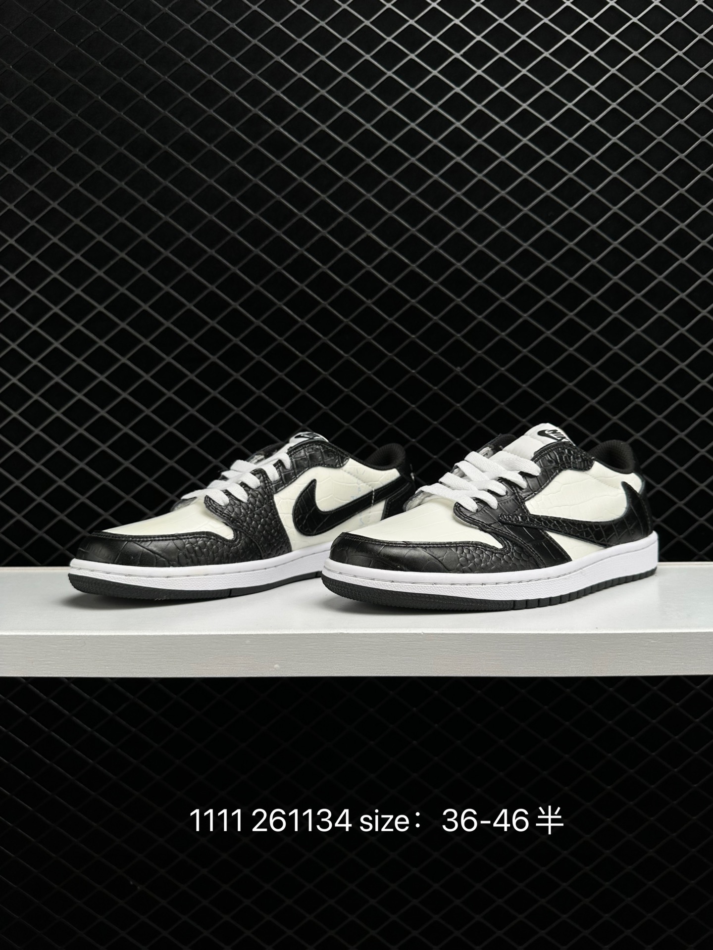 Travis Scott x Fragment x Air Jordan 1 Low“Military Blue”